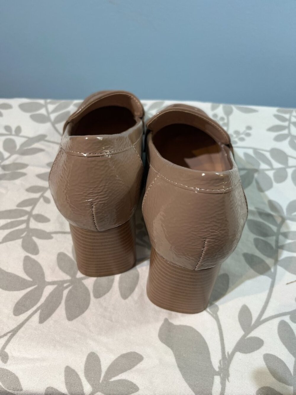 Loafer Heeled - Taupe Patent - Womens 9.5 Block Heel Preppy office wear - Picture 5 of 10